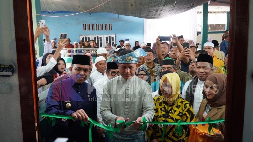 Ijeck Resmikan Masjid ke-49 Yayasan Haji Anif di Desa Jaringhalus