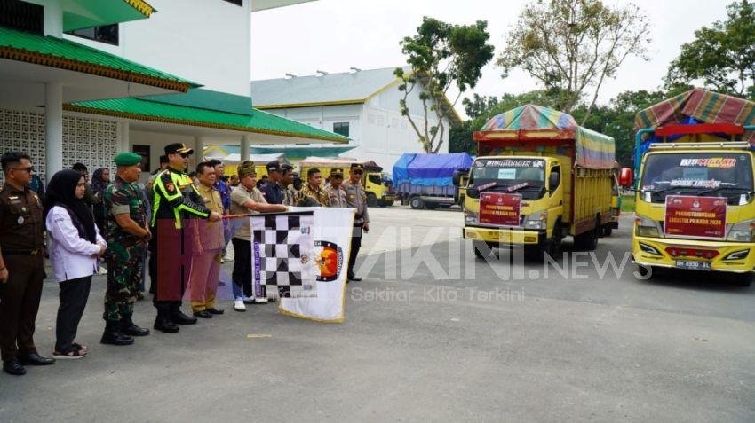 Pemkab dan Polres Langkat Lepas Pendistribusian Logistik Pilkada 2024