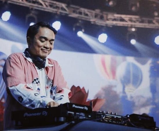 Dipha Barus Bawa Karo di Lagu Baru