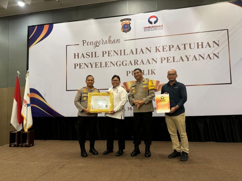 Kapolres Padangsidimpuan Terima Penghargaan Pelayanan Publik dari Ombudsman RI