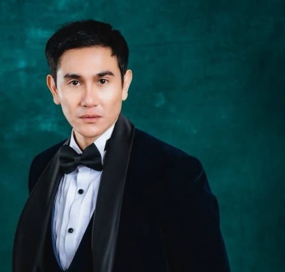 Vino G Bastian Jauhi Adegan Romantis demi Anak