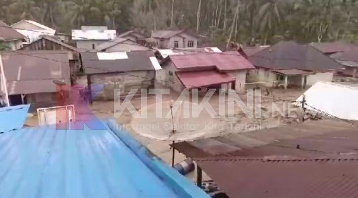 Kota Tua, Tapsel Diterjang Banjir Bandang, Ratusan Warga Mengungsi