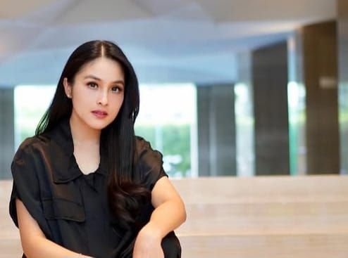 Sandra Dewi Hapus Semua Foto Suami