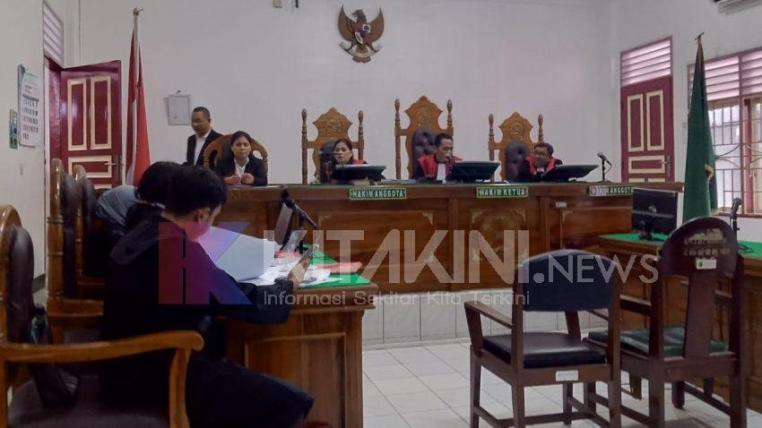 Terdakwa Perdagangan Burung Kakaktua Jambul Kuning Dituntut 2,5 Tahun Penjara