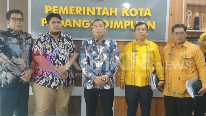Timur Tumanggor Non Aktifkan Ali Hotman Sebagai Kadispora Sidimpuan