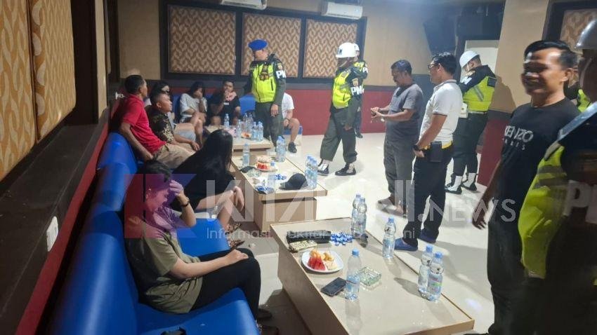 Polres Padangsidimpuan Bersama Polisi Militer Razia Hiburan Malam