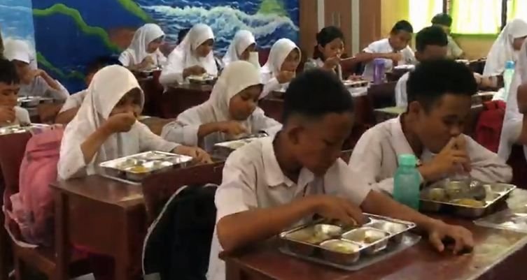 Program Makan Bergizi Gratis Mulai Berjalan di Pekanbaru