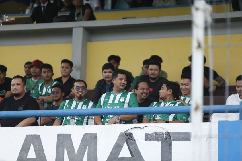 Sinyal Ambil Alih PSMS Medan? Ade Jona Prasetyo Muncul di Tribun VVIP