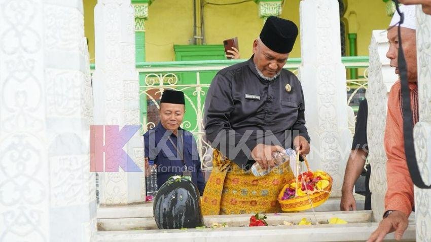 Sambut HUT ke 275, Pemkab Langkat Ziarah Makam Tokoh Penting Kabupaten