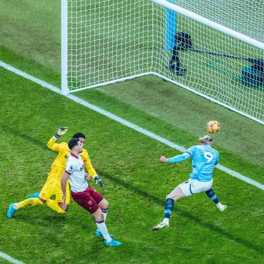 Manchester City Bungkam West Ham 4-1, Haaland Cetak Dua Gol