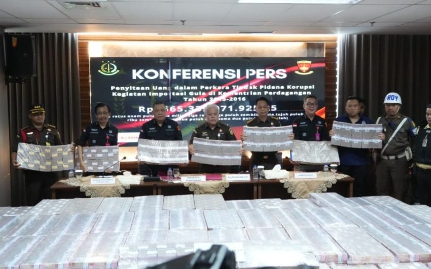Kejagung Sita Rp565 Miliar dari 9 Tersangka Kasus Korupsi Impor Gula