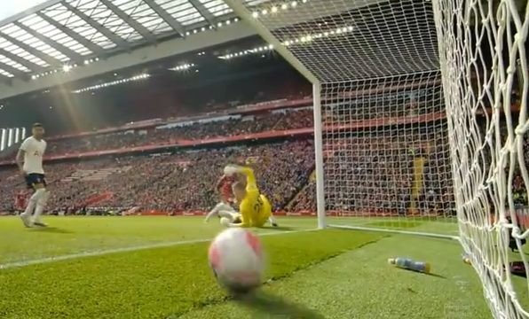 Liverpool Pastikan Tempat di Final Carabao Cup 2024/2025 Usai Kalahkan Tottenham 4-0