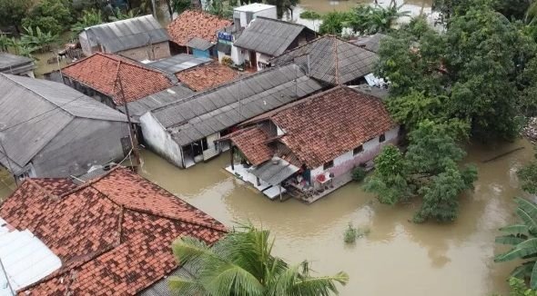 Tiga Faktor Utama Kerusakan Bangunan Akibat Banjir dan Cara Mengantisipasinya