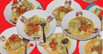 Lontong Medan: Keunikan Rasa yang Membuat Ketagihan
