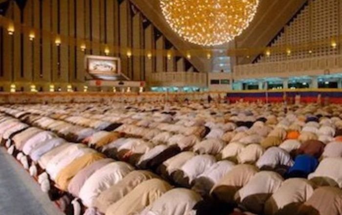 Tata Cara Sholat Tarawih dan Witir yang Benar Sesuai Sunnah