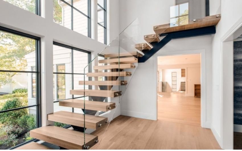 10 Desain Tangga Minimalis untuk Rumah Sempit, Fungsional dan Estetis
