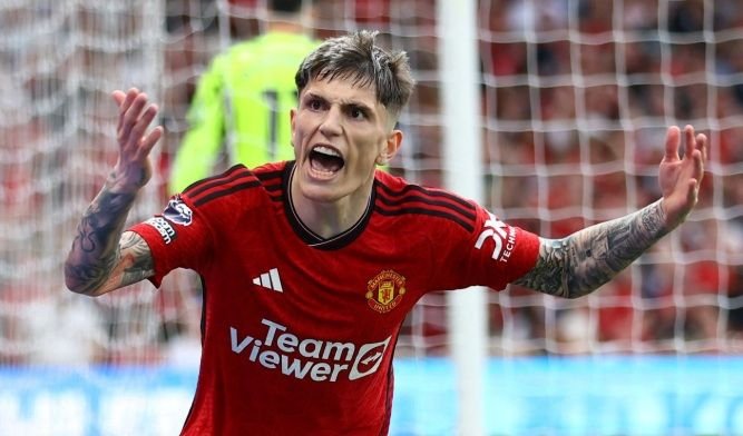 Rp 1,1 Triliun untuk Garnacho? Chelsea Dihadapkan Dilema Besar